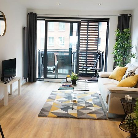 Perfectly Located Stunning Apartment ลอนดอน ภายนอก รูปภาพ